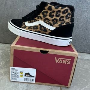 Vans Leopard/Cheetah High Top Sneakers sz 7.5